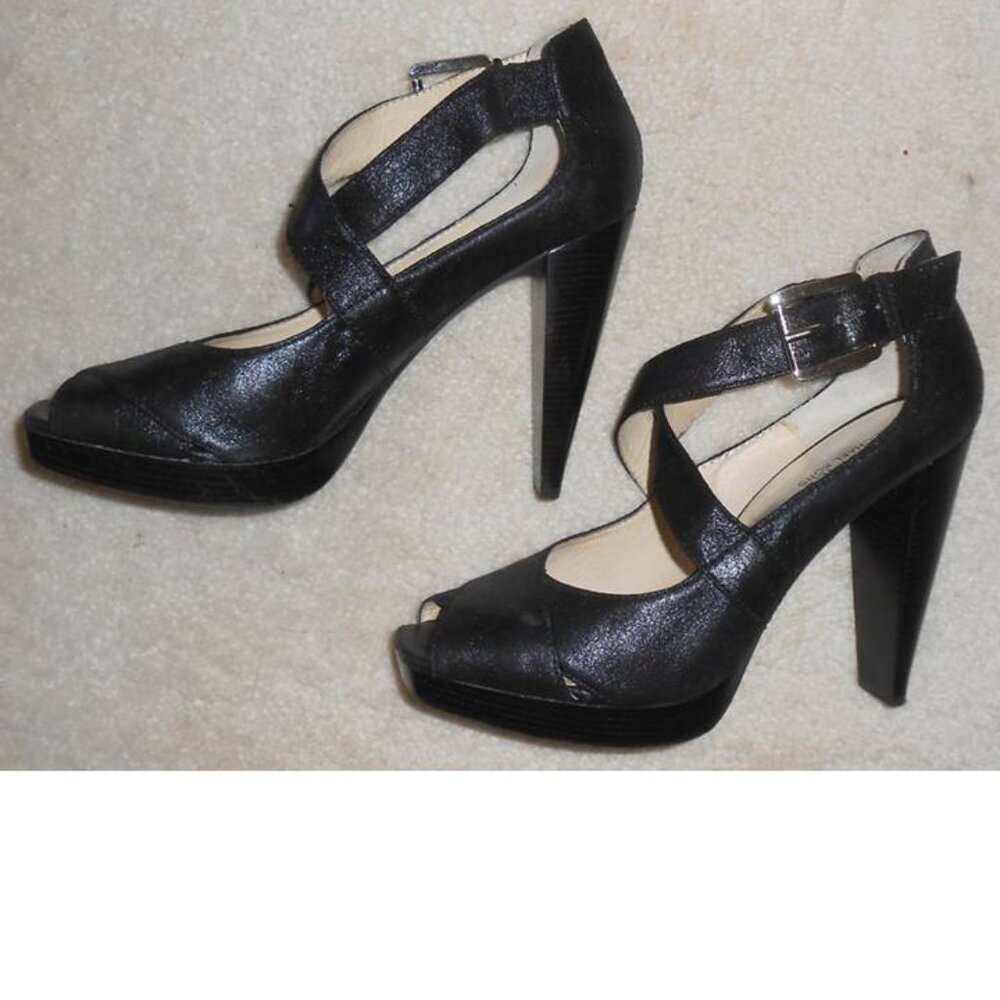 MICHAEL KORS Kinkade platform heels sz 10 w/box - Picture 2 of 7